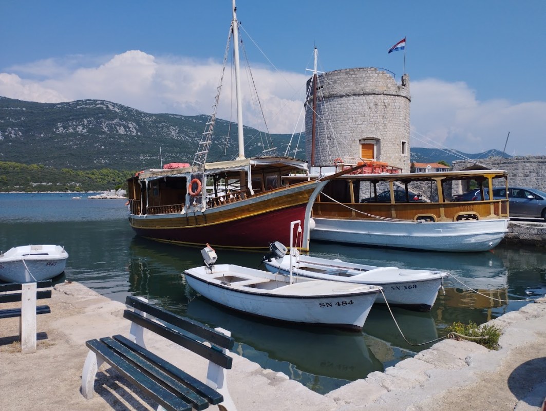 Ston